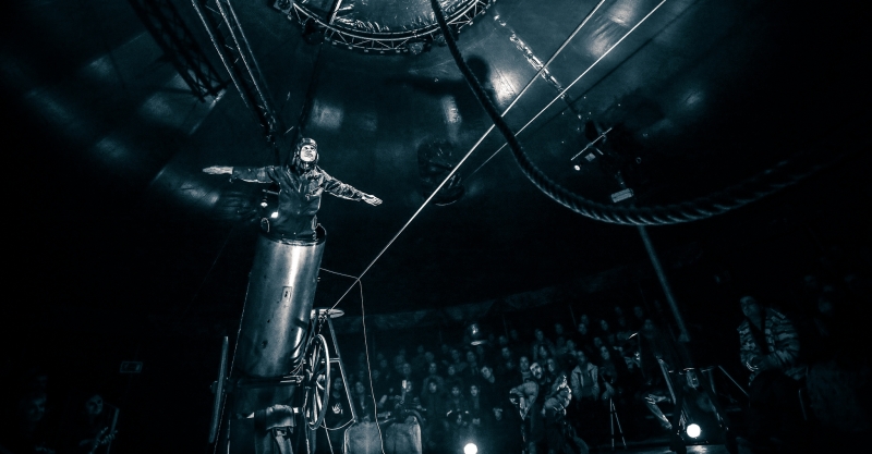 Photo L'Homme cirque 1